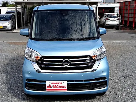 Nissan Dayz Roox