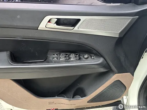 SsangYong Rexton Sports