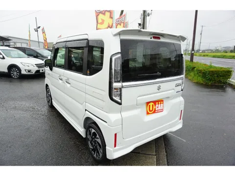 Suzuki Spacia Custom
