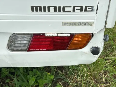 Mitsubishi Minicab Truck