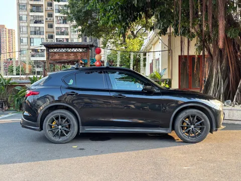 Alfa Romeo Stelvio