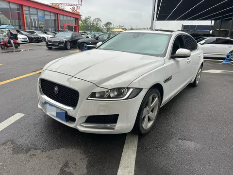 Jaguar XFL