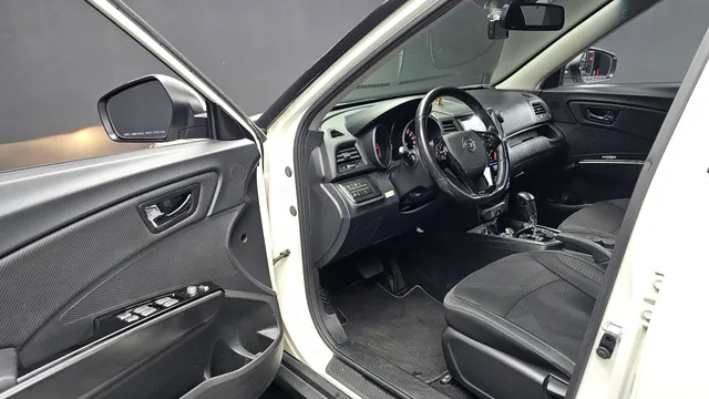 SsangYong Tivoli XLV (Tivoli Air)