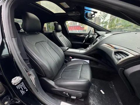 Lincoln MKZ