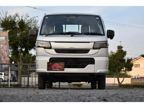Mitsubishi Minicab Truck