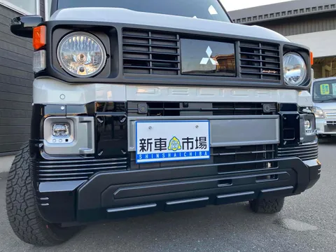 Mitsubishi Delica Mini