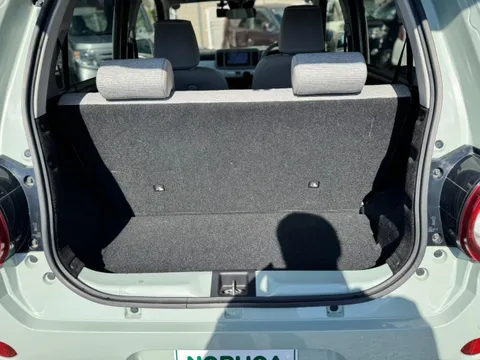 Daihatsu Mira Tocot