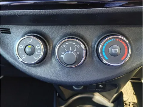 Toyota Yaris (Vitz)