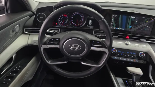 Hyundai Elantra (Avante)