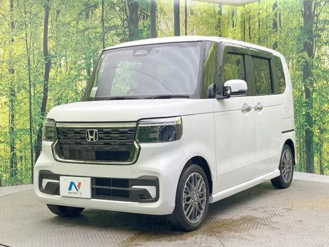 Honda N-BOX Custom