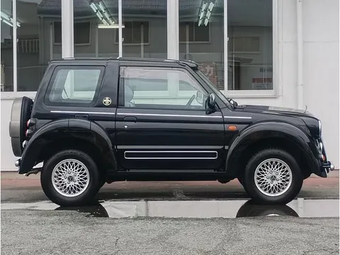 Mitsubishi Pajero JR