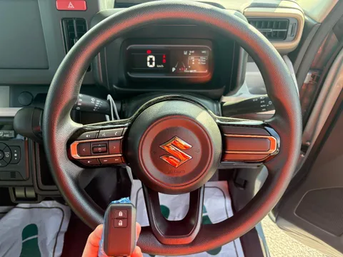 Suzuki Spacia
