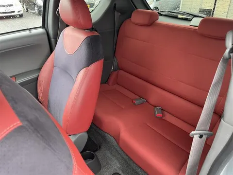 Subaru R1