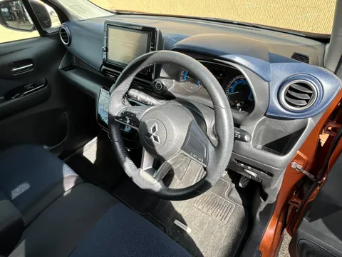 Mitsubishi eK X