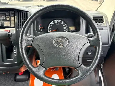 Toyota TownAce Van