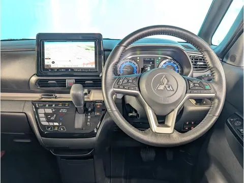 Mitsubishi Delica Mini
