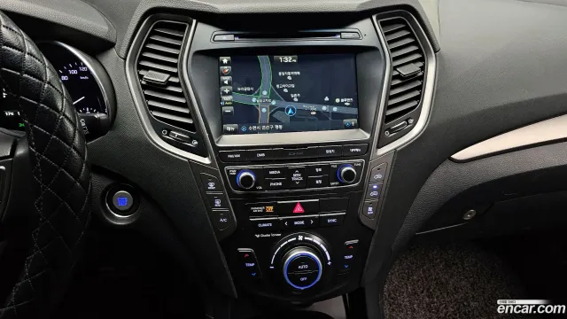 Hyundai Grand Santa Fe (Maxcruz)