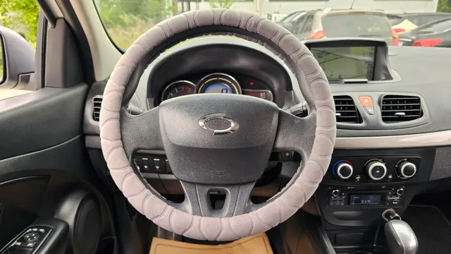 Renault SM3