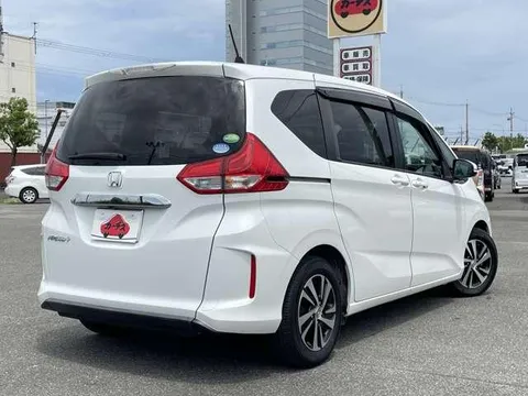 Honda Freed Plus