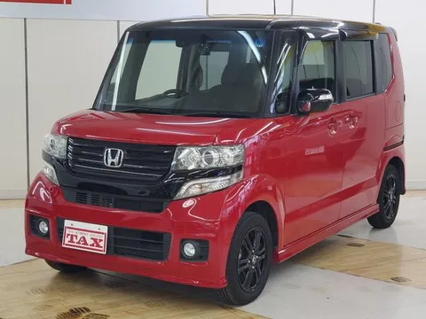 Honda N-BOX Custom