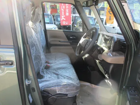 Mitsubishi Delica Mini