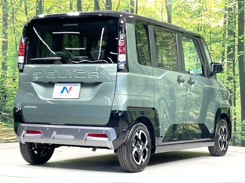 Mitsubishi Delica Mini