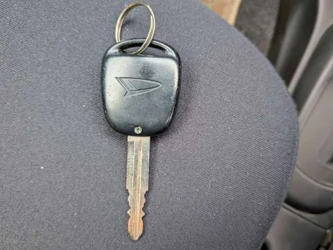 Daihatsu Esse