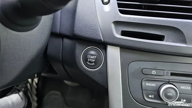 Renault SM5