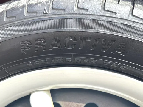 Daihatsu Mira Tocot