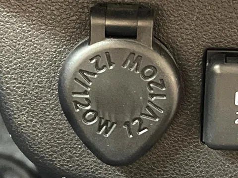 Daihatsu Mira Tocot