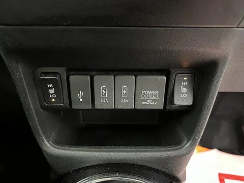 Honda N-BOX Slash