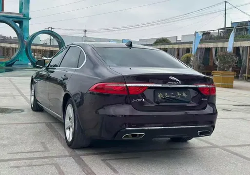 Jaguar XFL