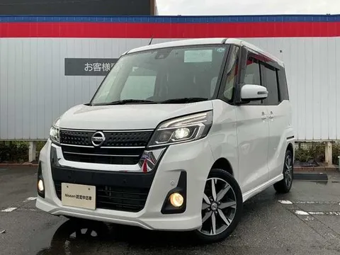 Nissan Dayz Roox