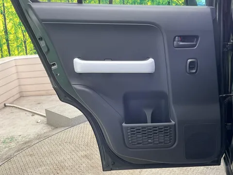 Mazda Flair Crossover