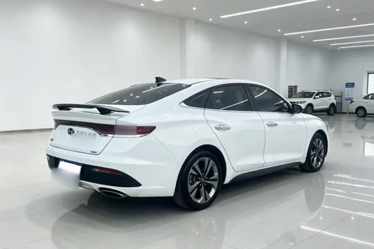 Hyundai Lafesta