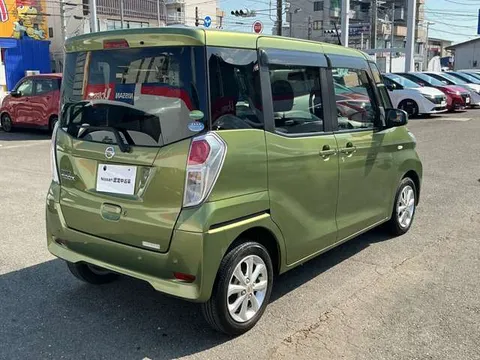 Nissan Dayz Roox
