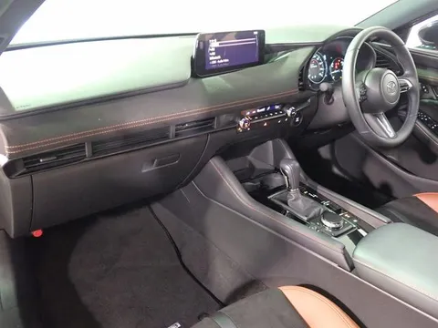Mazda MAZDA3 Fastback