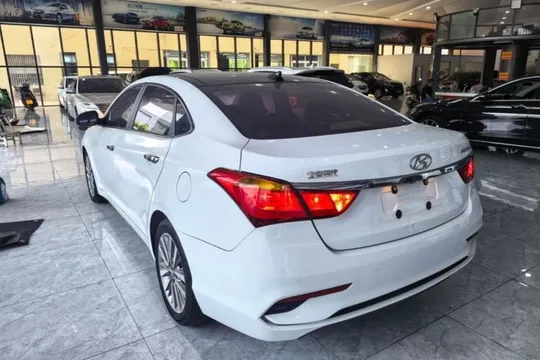 Hyundai Mistra