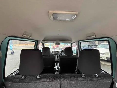 Toyota Pixis Van
