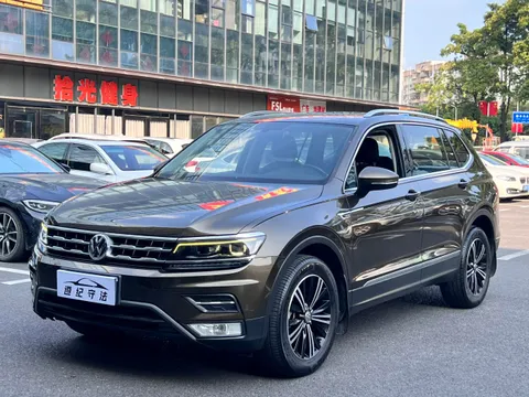 Volkswagen Tiguan L