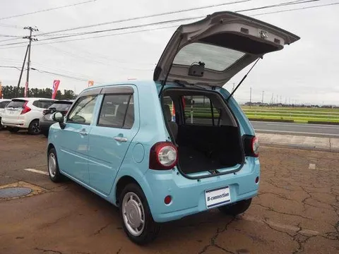 Daihatsu Mira Tocot
