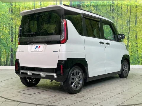 Mitsubishi Delica Mini