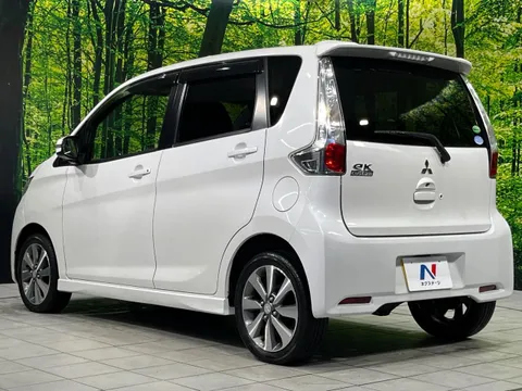 Mitsubishi eK Custom