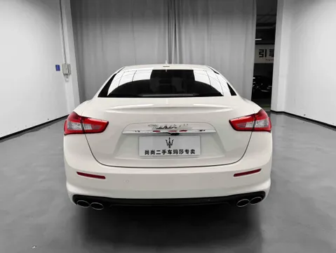 Maserati Ghibli