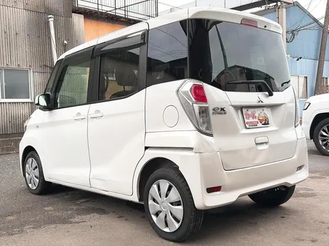 Mitsubishi eK Space