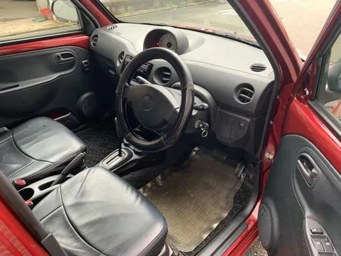 Daihatsu Esse
