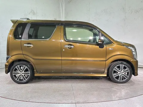 Suzuki Wagon R Stingray