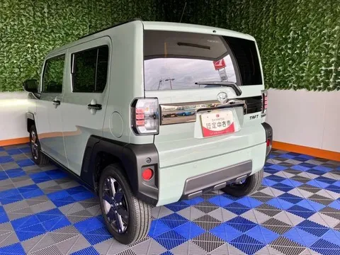 Daihatsu Taft