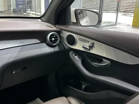 Mercedes-Benz Mercedes-Benz GLC