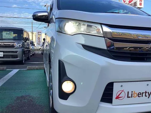 Mitsubishi eK Custom
